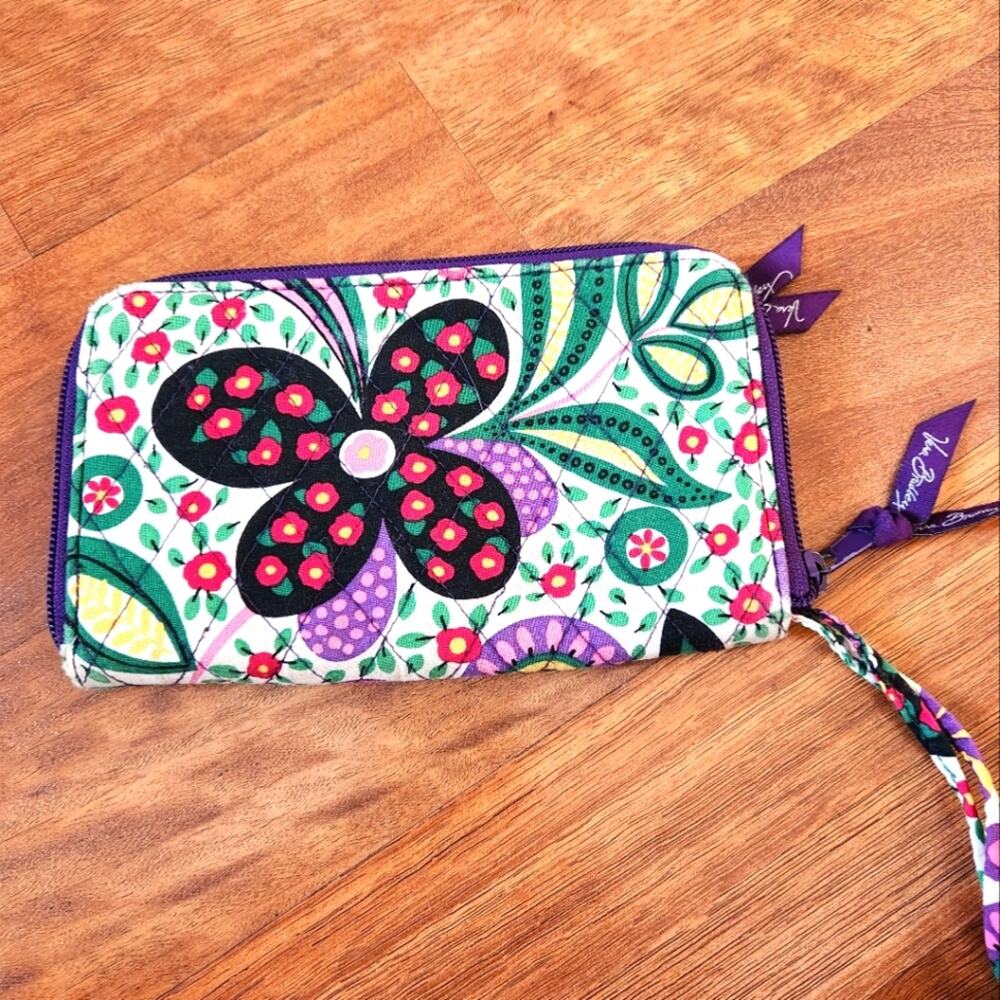 Vera Bradley Quilted Cotton Purple Butterfly Wristlet Wallet Phone Holder